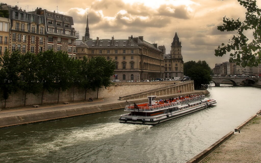 crociera sulla senna accessibilità disabili